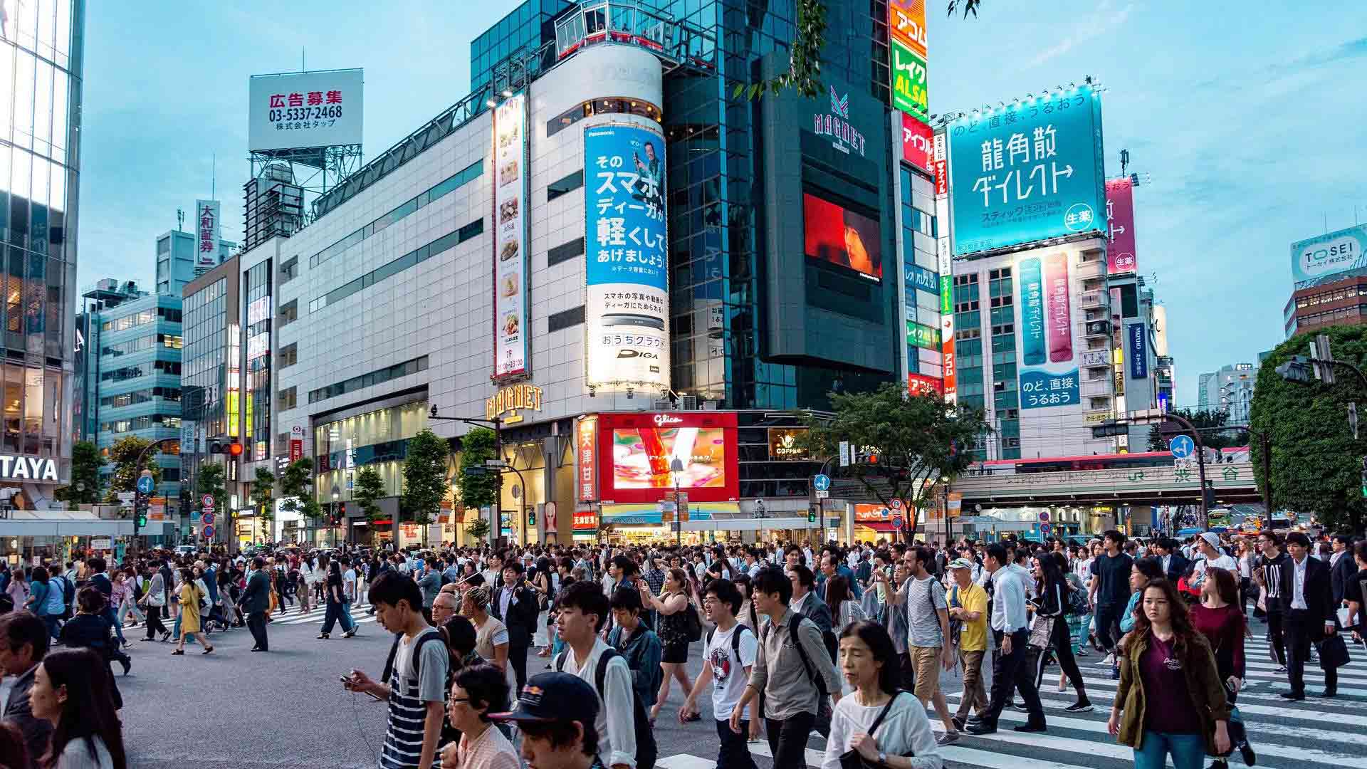 shopping in japan